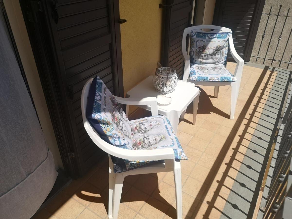 Apartamento Casa Del Moro Giardini-Naxos Exterior foto